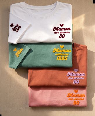T-shirt femme Maman des années personnalisées (effet velours) - Cadeaux Papa