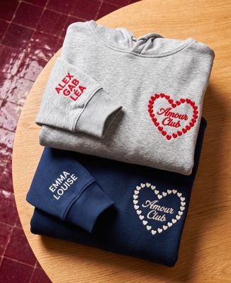 Hoodie femme Amour club et prénoms sur la manche - Cadeaux Maman, Future Maman