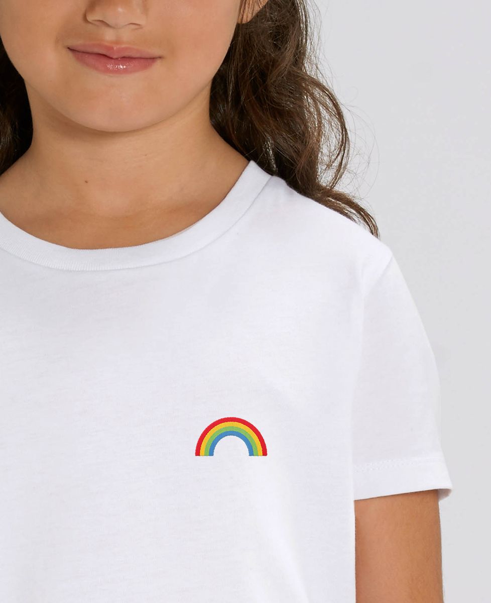 T-Shirt Kind Regenbogen (gestickt)