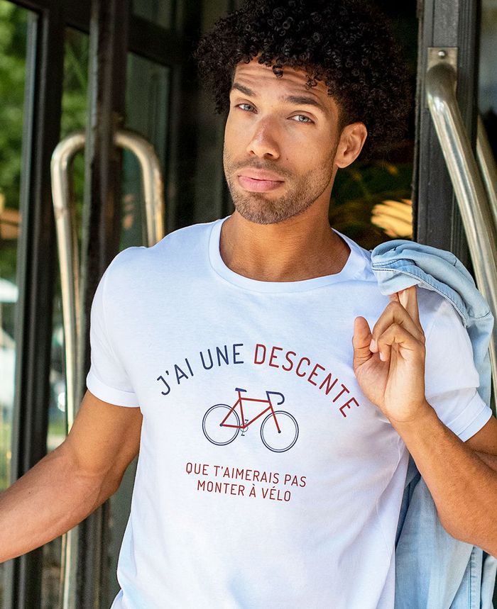 T-shirt J ai une descente que t aimerais pas monter à vélo