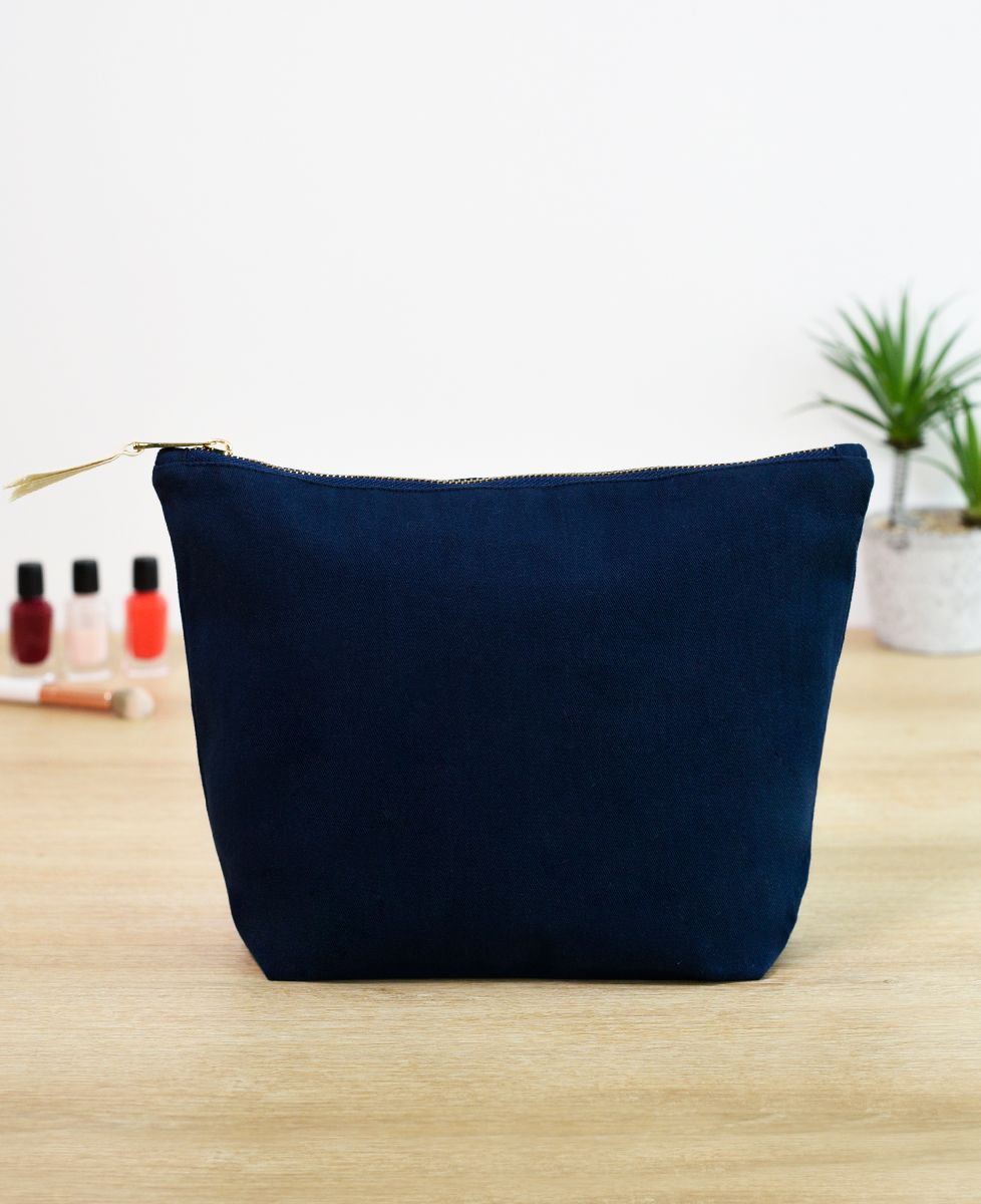 Pouches & makeup bags Customized embroidered couple (dark base) - Couple gifts